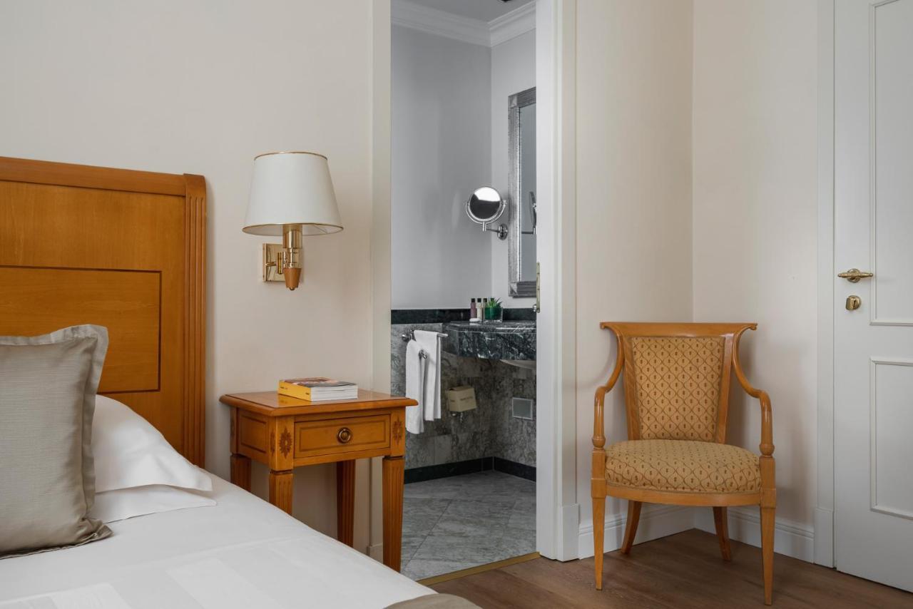 Residenza Parco Fellini Hotel Rimini Exterior photo