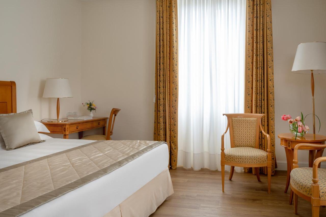 Residenza Parco Fellini Hotel Rimini Exterior photo